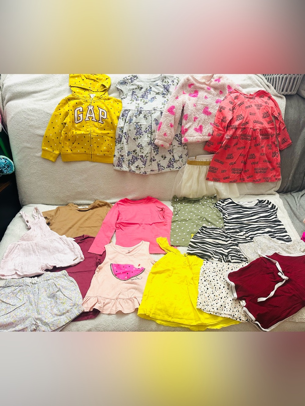 Girls Huge Lot Clothes size 3T Years Zara,Gap,Disney Excellent Condition
